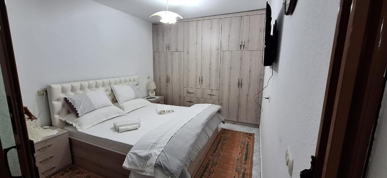 Marbi Guest House Gjirokastër Eksteriør billede