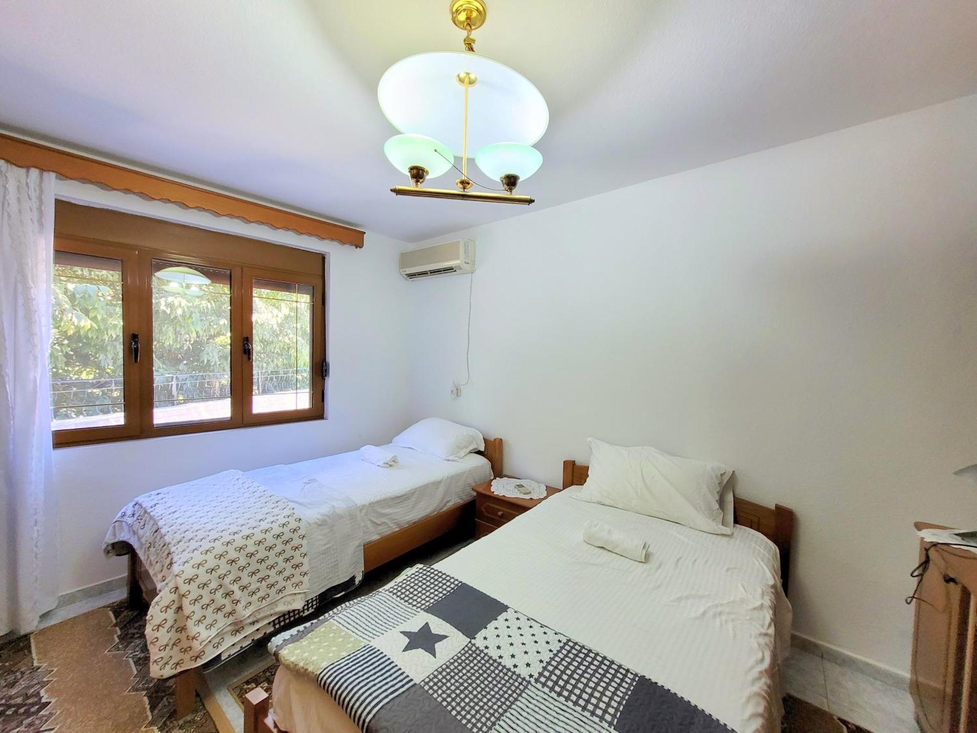 Marbi Guest House Gjirokastër Eksteriør billede