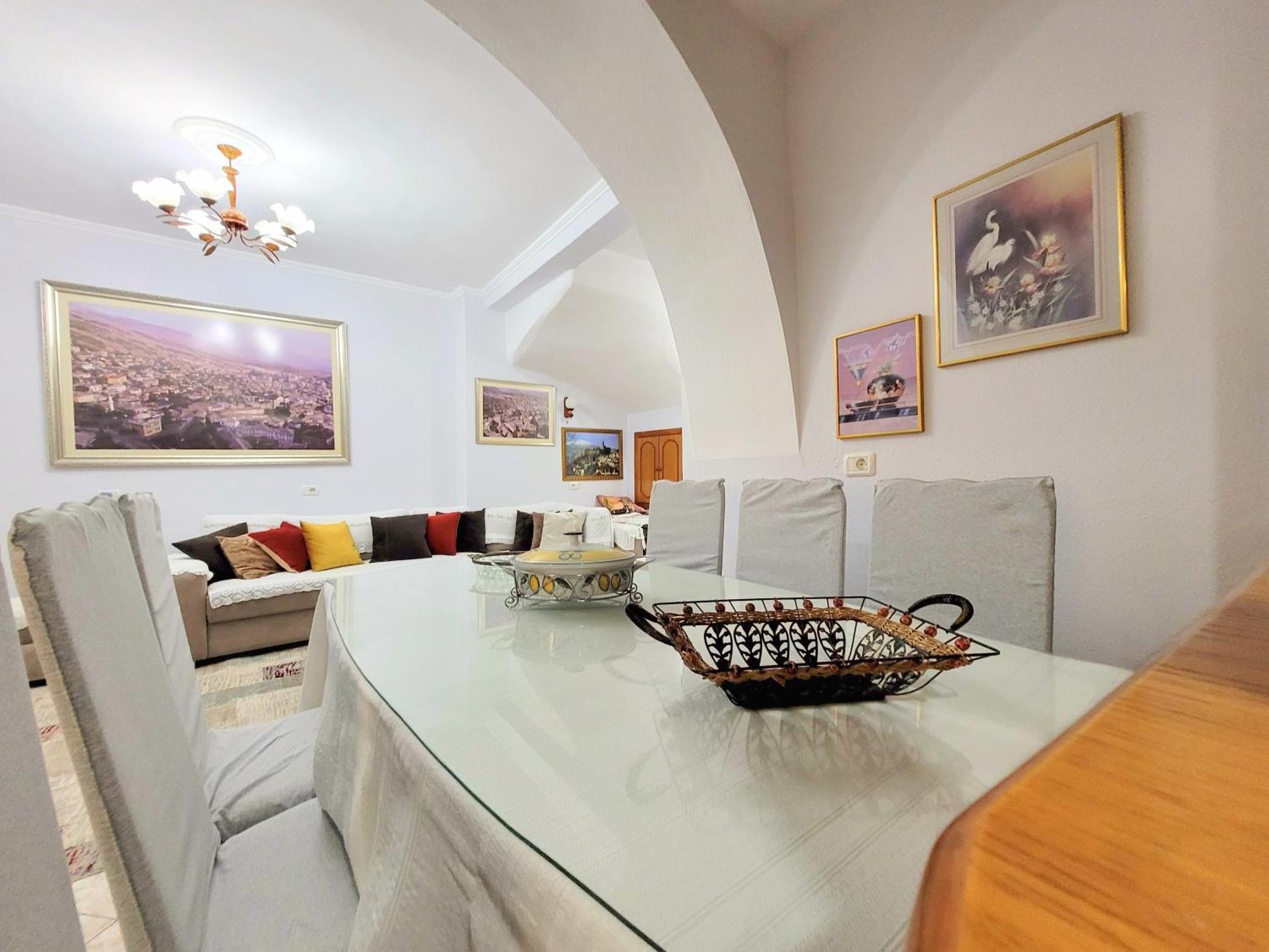 Marbi Guest House Gjirokastër Eksteriør billede