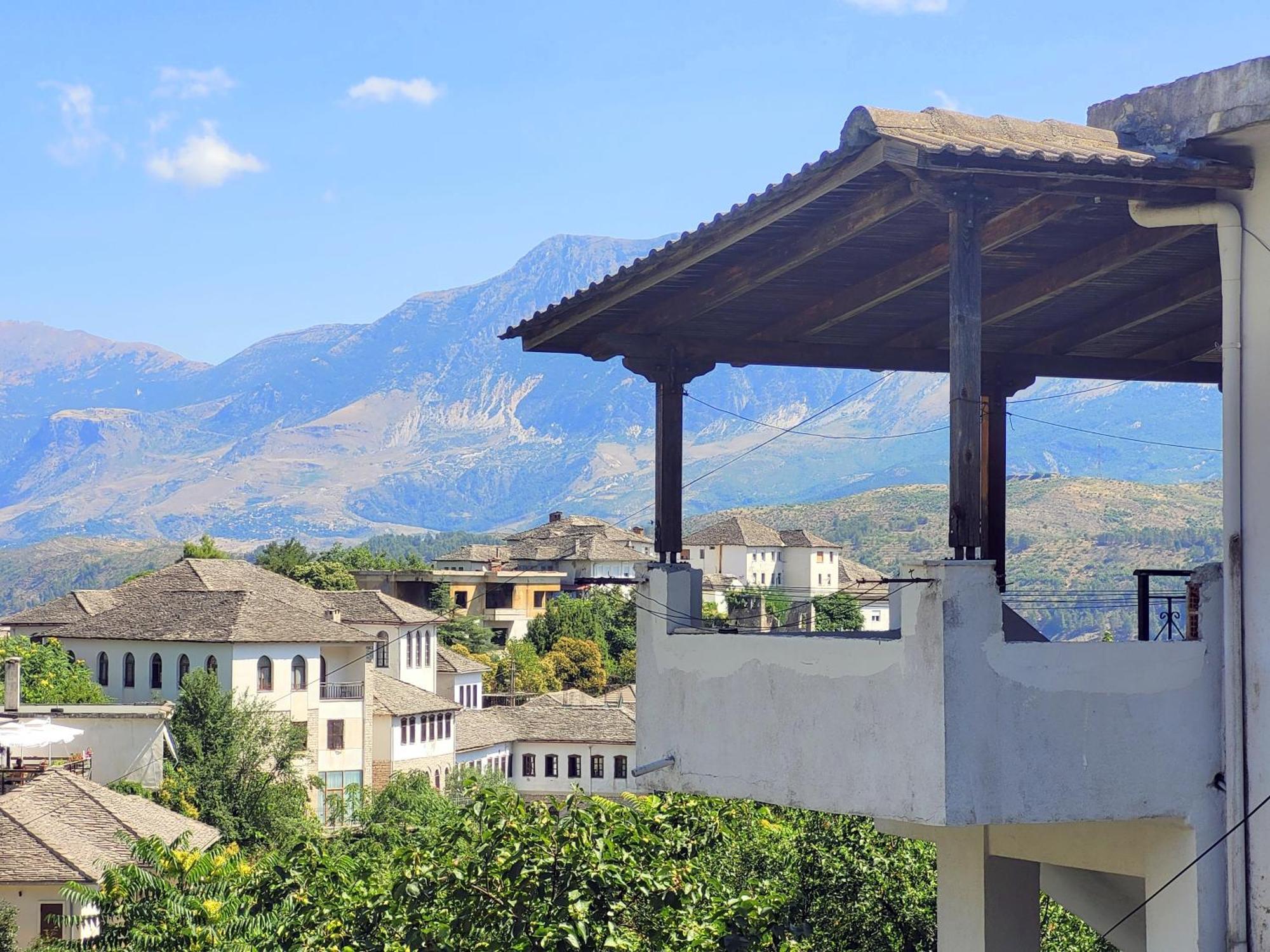 Marbi Guest House Gjirokastër Eksteriør billede