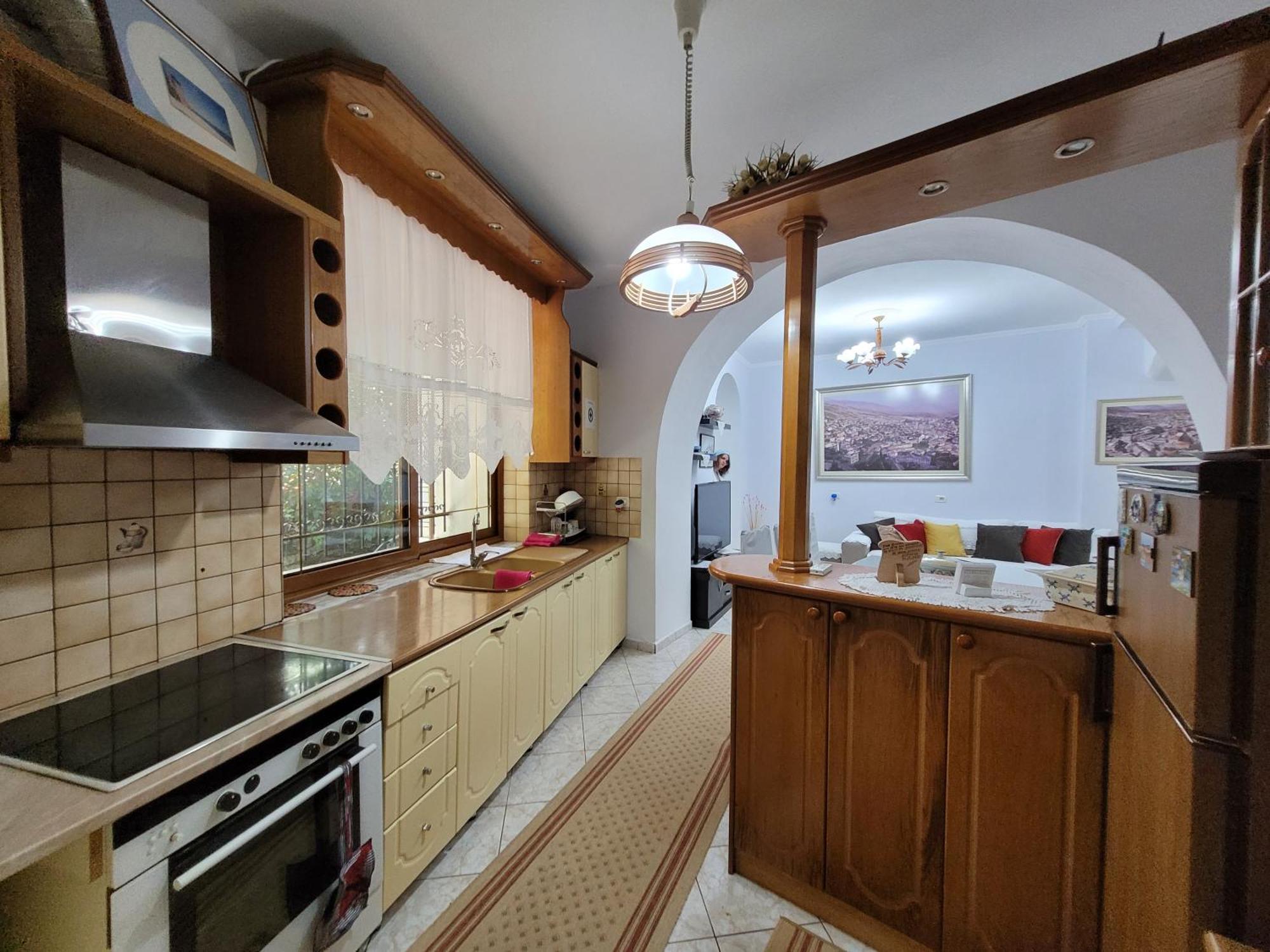 Marbi Guest House Gjirokastër Eksteriør billede